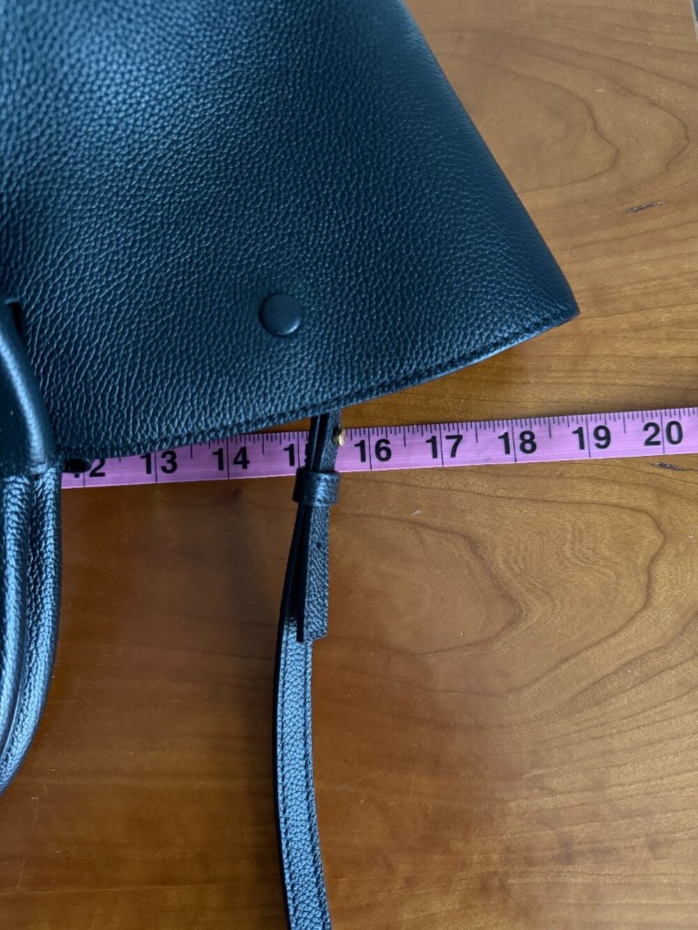 DeMellier the Midi New York textured black leather bag with cross body strap. - Picture 11 of 13